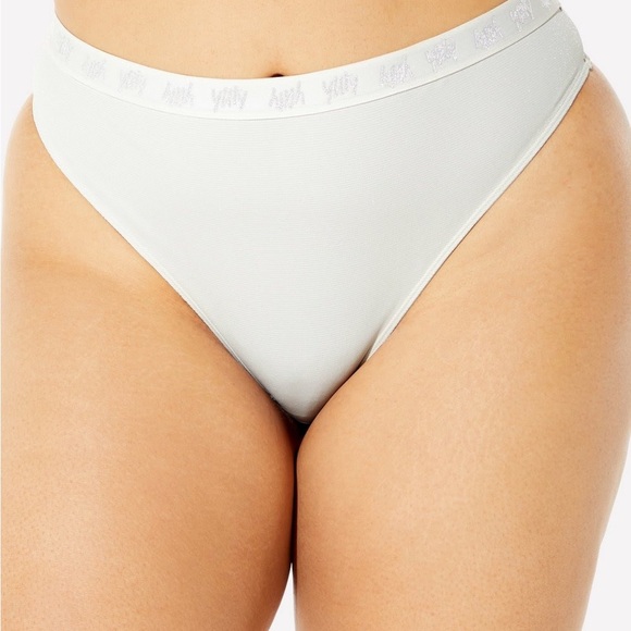 YITTY Spotlight Thong - Picture 1 of 3